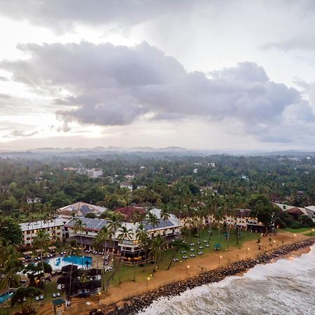 Tangerine Beach Hotel Kalutara Exterior photo