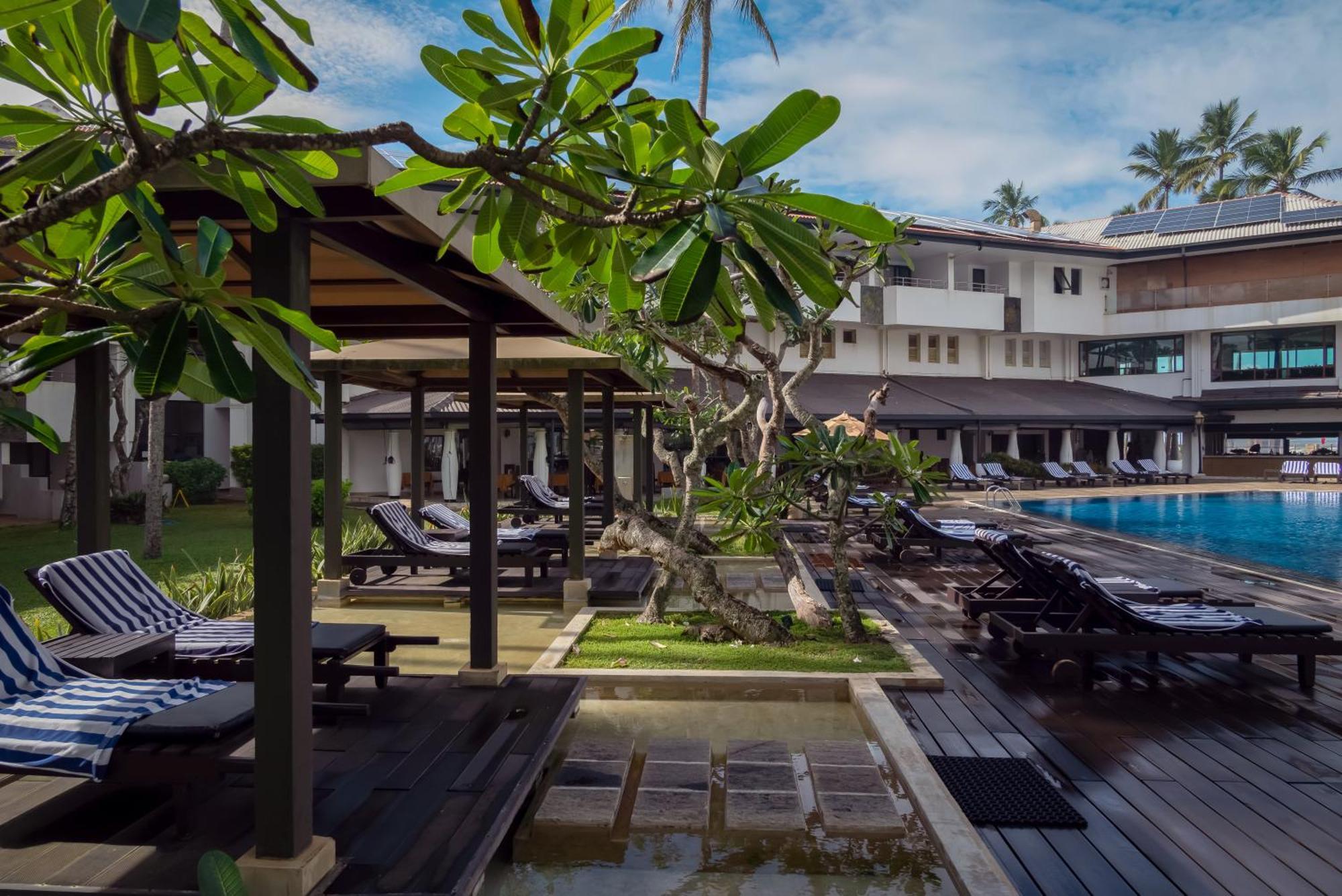 Tangerine Beach Hotel Kalutara Exterior photo