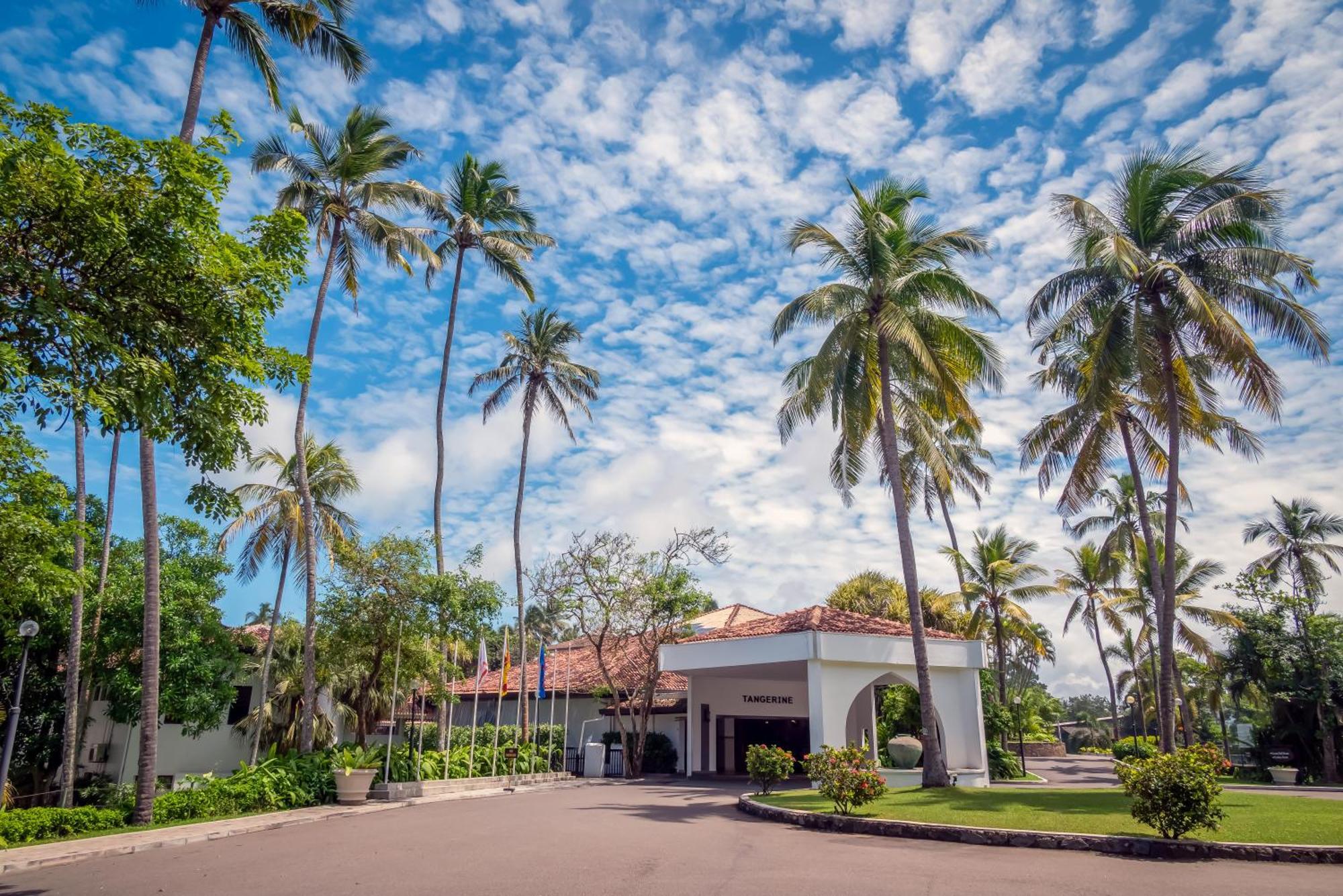 Tangerine Beach Hotel Kalutara Exterior photo